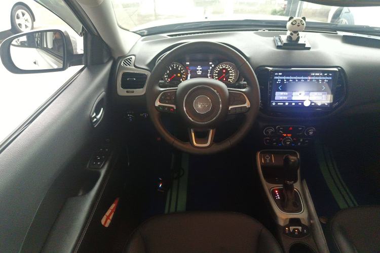 Used Jeep Compass 2017 200T Automatic Family Edition