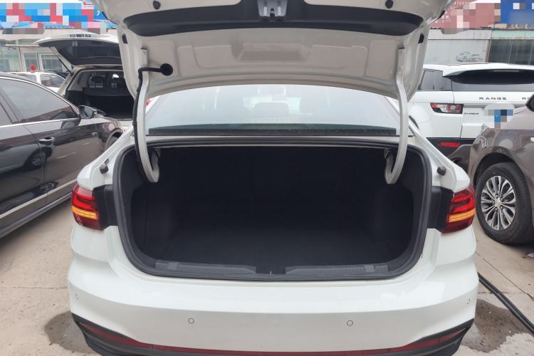 Used Volkswagen Lavida 2023 1.5L Automatic De Yi Edition Trunk