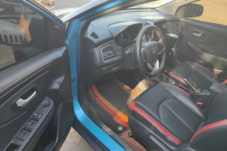 Used Luxgen U5 SUV 2017 1.6L CVT Prestige Edition
