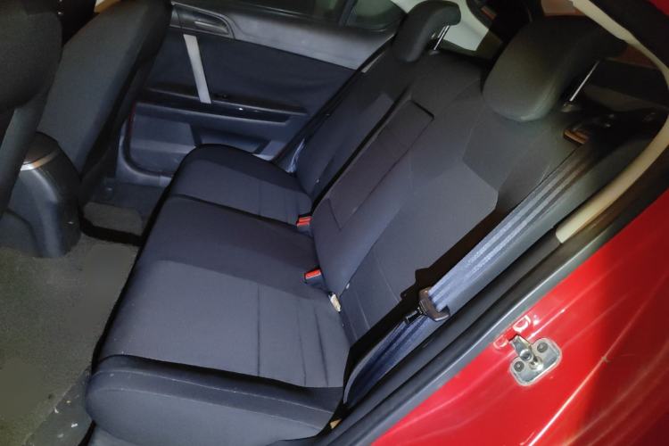 Used MG 6 2014 Hatchback 1.8L Automatic Drive Value Edition Left Rear Seat
