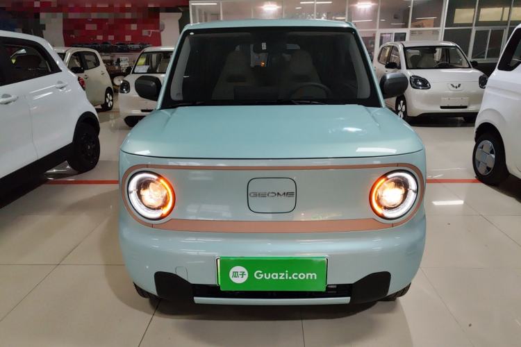 Used Geely Galaxy Panda 2024 Panda Mini 200km Endurance Bear
