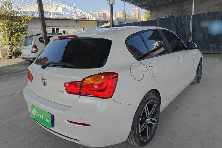 Used BMW 1 Series 2018 118i Sport Design Package