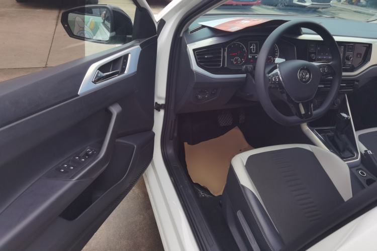 Used Volkswagen Polo 2019 Plus 1.5L Automatic Beats Trendy Cool Edition
