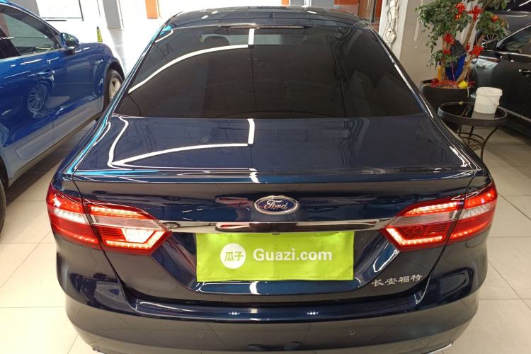 Used Ford Taurus 2015 EcoBoost 245 Luxury Model