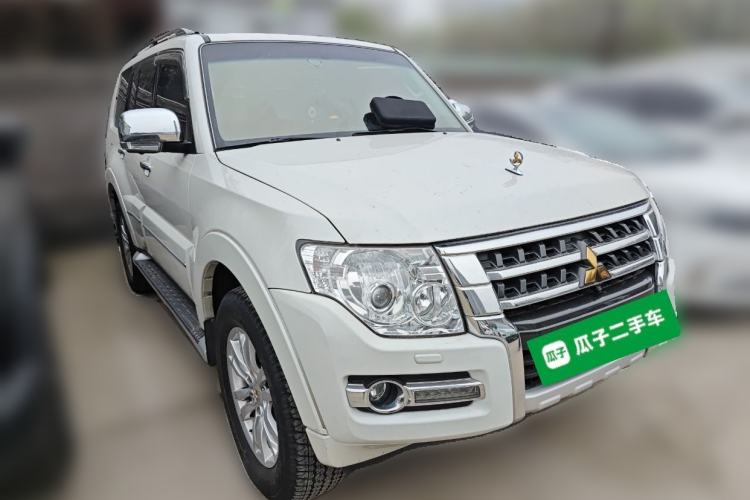 Used Mitsubishi Pajero 2018 V97 3.8L 5-Door GLS Sunroof – U.S. Specification