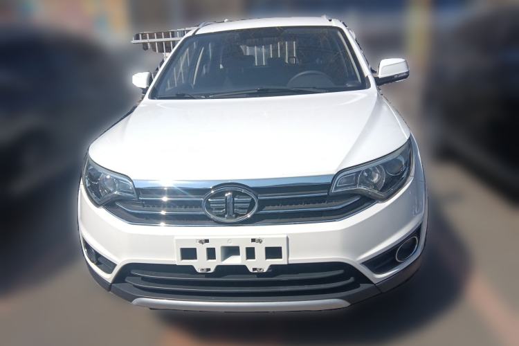 Used FAW Senya R7 2016 1.6L Manual Comfort Model Front