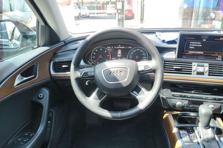 Used Audi A6L 2018 30th Anniversary Edition 30 FSI Style Model Steering Wheel