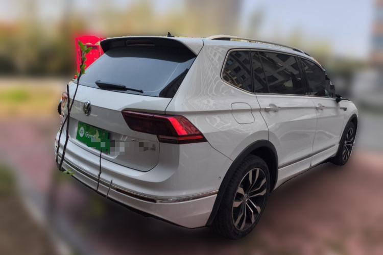 Used Volkswagen Tiguan L 2020 330TSI Automatic Two-Wheel Drive R-Line Flagship Version China VI Standard Rear Right 45 Deg