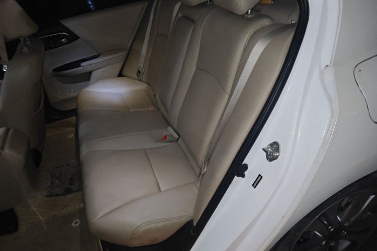 Used Honda Accord 2015 2.0L LX Comfort Edition Left Rear Seat