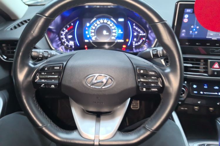Used Hyundai Lafesta 2019 280TGDi Smart Speed Version China VI Standard Steering Wheel