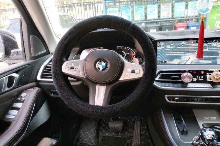 Used BMW X5 2022 Restyled xDrive 30Li Luxury Version M Sport Package
