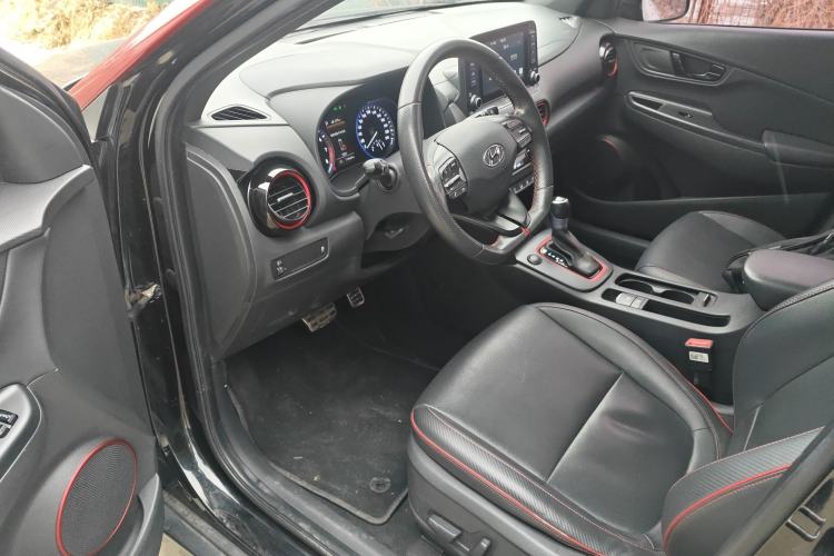 Used Hyundai ENCINO 2018 1.6T Dual-Clutch ZhiPao Edition China V Standard Driver Seat