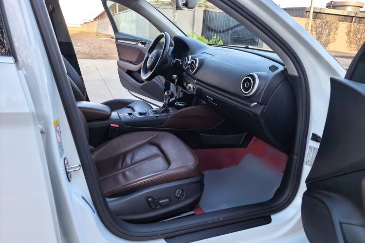 Used Audi A3 2014 Limousine 35 TFSI Automatic Comfort Model