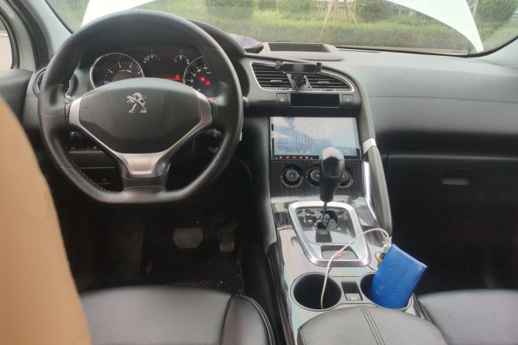 Used Peugeot 3008 2015 2.0L Automatic Classic Edition
