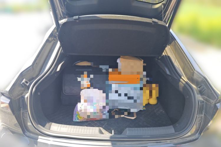 Used CHANGAN UNI-V 2022 1.5T Prestige Version Trunk