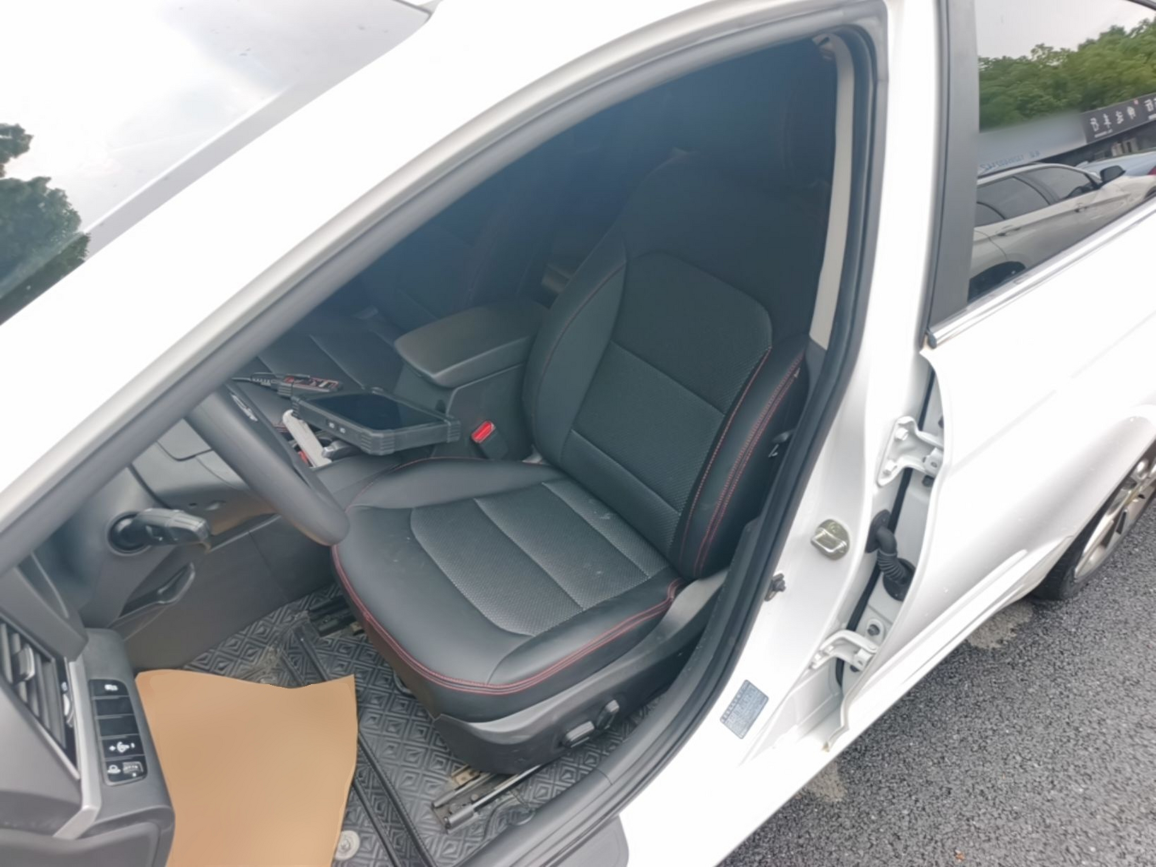 Avant de la voiture
