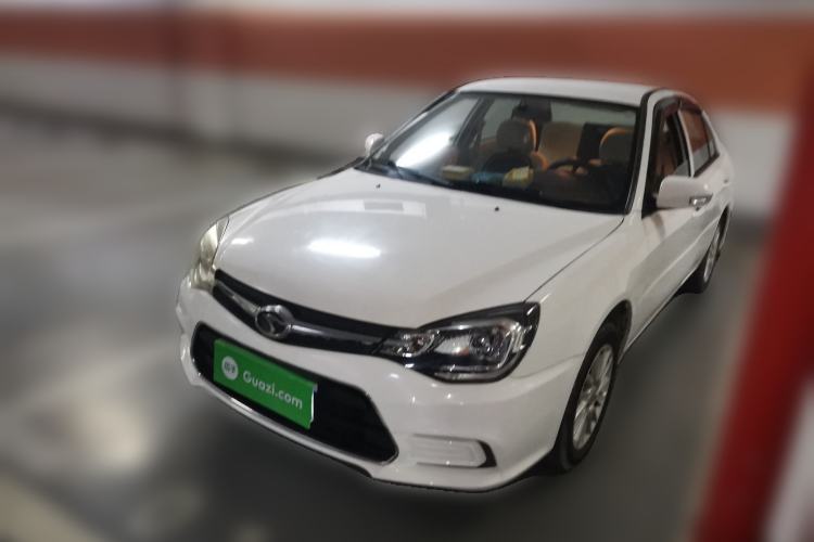 Used Soueast V3 Lingyue 2015 1.5L Manual Happiness Edition
