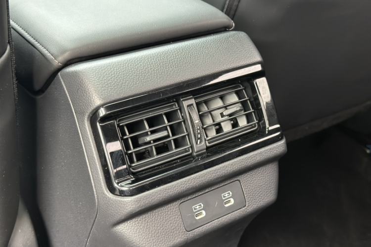 Used Honda Inspire 2023 260TURBO Elegant Edition Interior 4