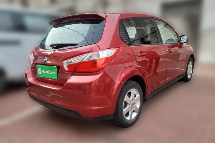 Used Venucia R50 2013 1.6L Manual Version with Beidou Navigation