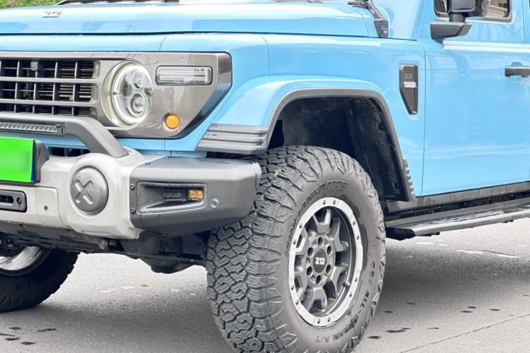 Used 212 T01 2025 2.0T Changfeng Left Front Headlight