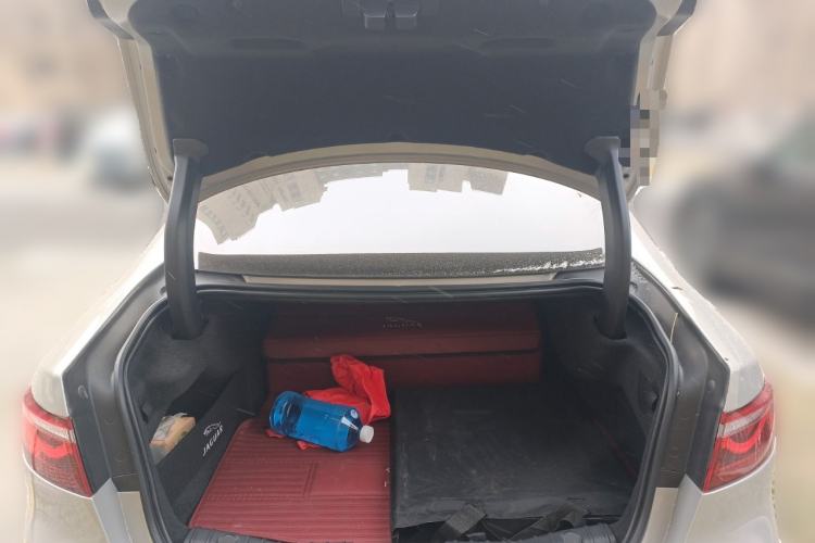 Used Jaguar XFL 2023 XFL 2.0T P250 Two-Wheel-Drive Elite Sport Edition