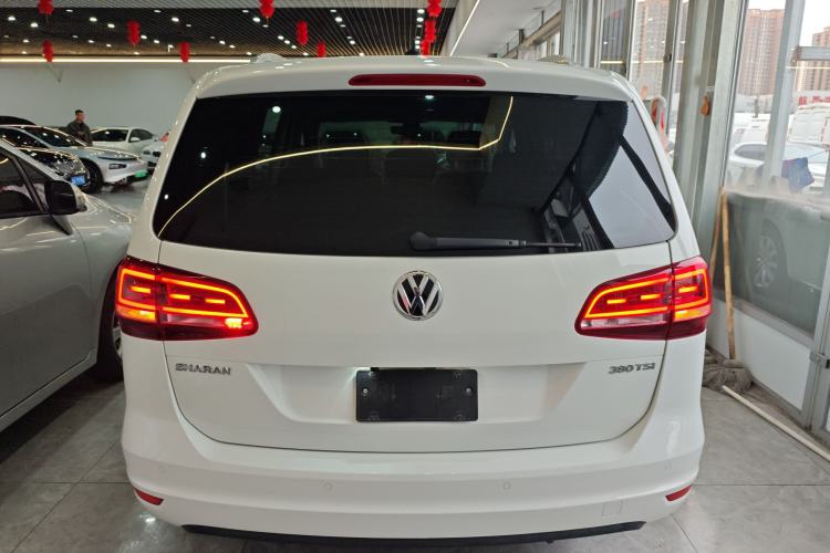 Used Volkswagen Sharan 2018 380TSI Luxury 7-Seater
