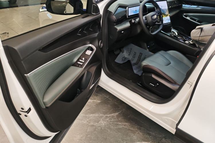 Used Geely Auto Emgrand X7 Sport 2024 1.5TD Smart Connect+ Driver Seat