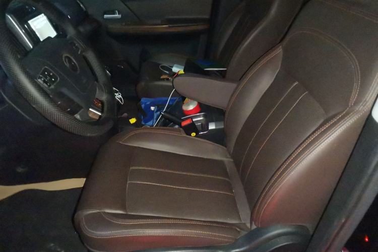 Used FORTHING Lingzhi PLUS 2021 2.0L Manual Luxury 7-Seater