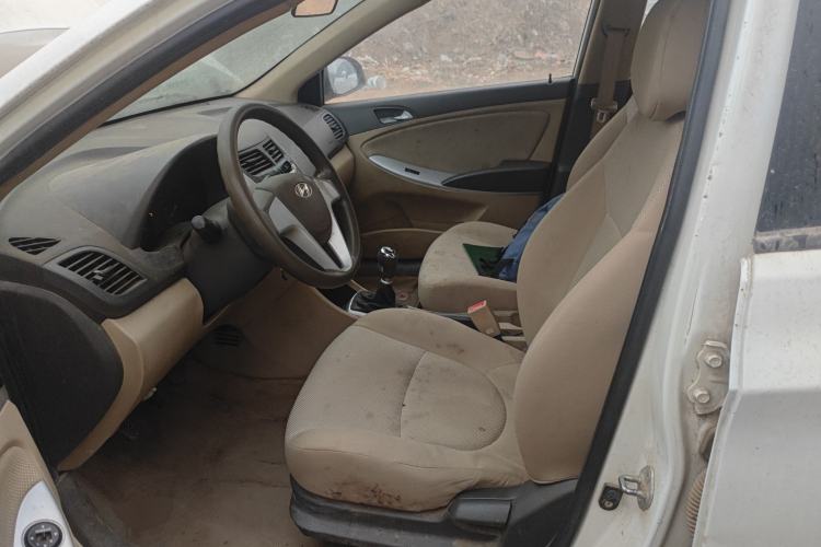 Used Hyundai Verna (older generation) 2010 Sedan 1.4L Manual Standard GL Model
