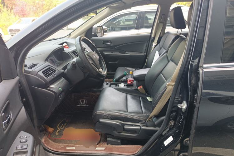 Used Honda CR-V 2016 2.0L two-wheel drive Urban Edition Left Front Seat