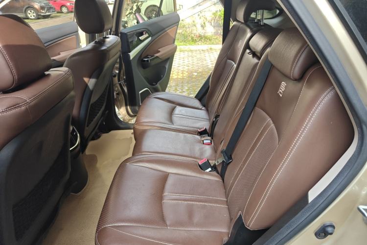 Used BYD Tang New Energy 2015 2.0T Four-Wheel-Drive Flagship Model Left Rear Seat