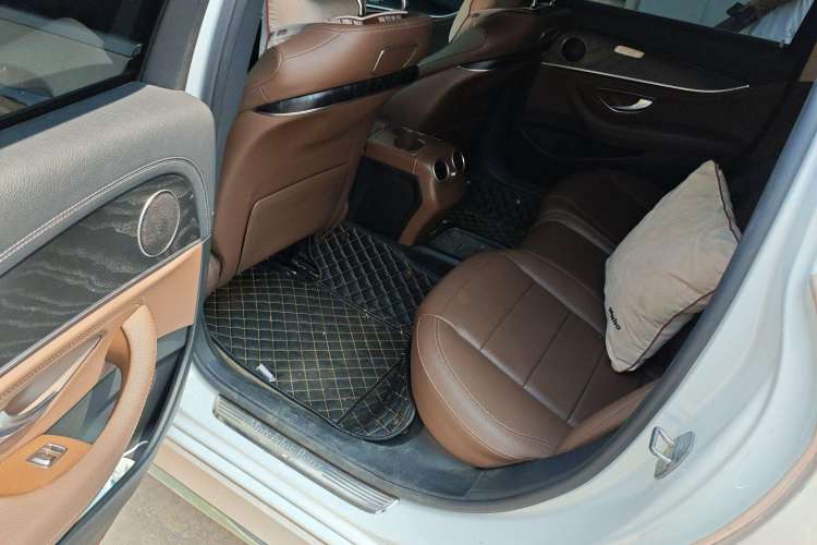 Used Mercedes-Benz E-Class 2018 Facelift E 200 L Sport Edition
