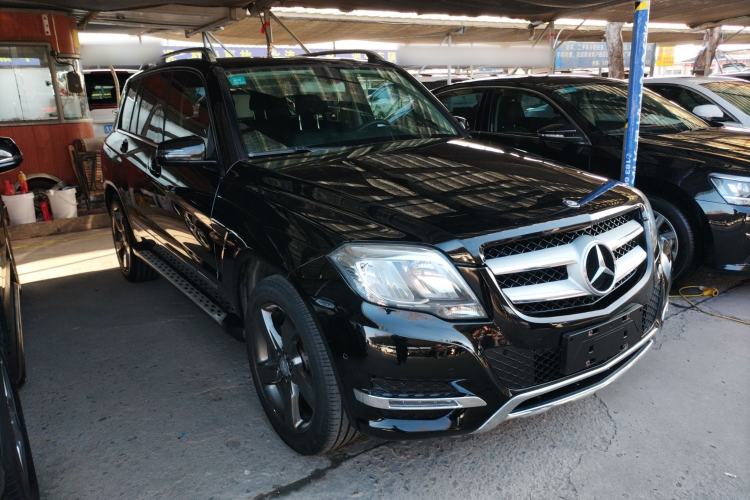 Used Mercedes-Benz GLK-Class 2013 GLK 300 4MATIC Dynamic Sunroof Model
