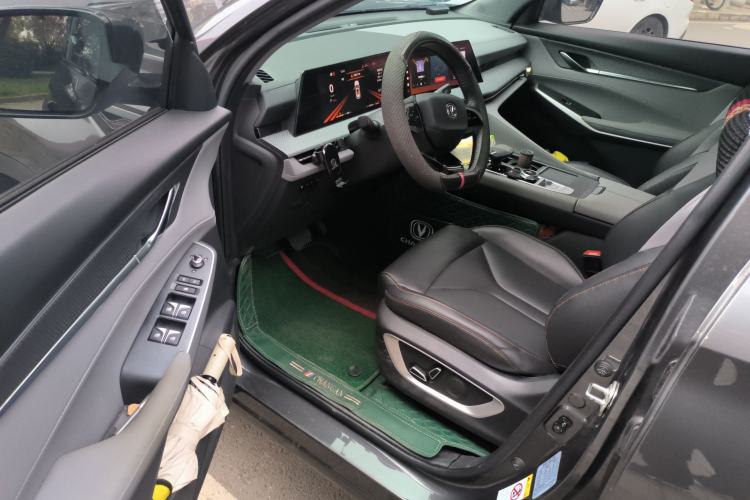 Used Changan CS75 PLUS 2022 2nd Generation 1.5T Automatic Prestige Version
