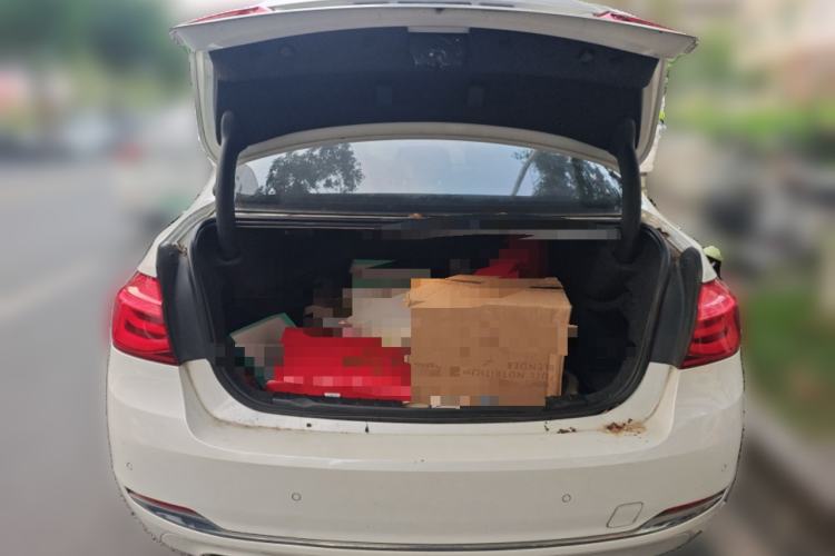 Used BMW 3 Series 2017 320Li Fashion Model Trunk