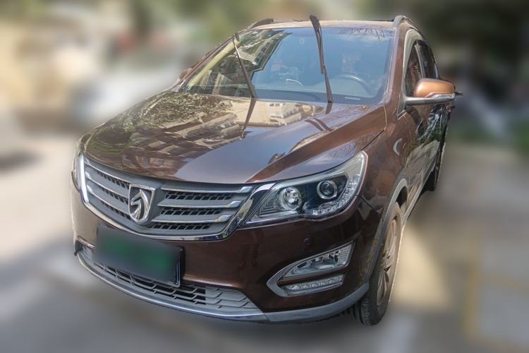 Used Baojun 560 2016 1.8L Manual Luxury Edition