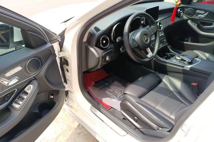 Used Mercedes-Benz C-Class 2018 C 200 L Sport Edition Driver Seat