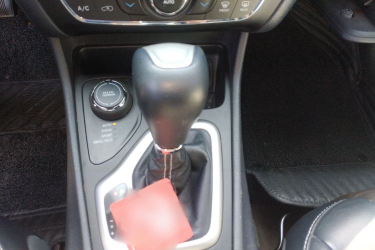 Used Jeep Cherokee 2014 2.4L Luxury Edition