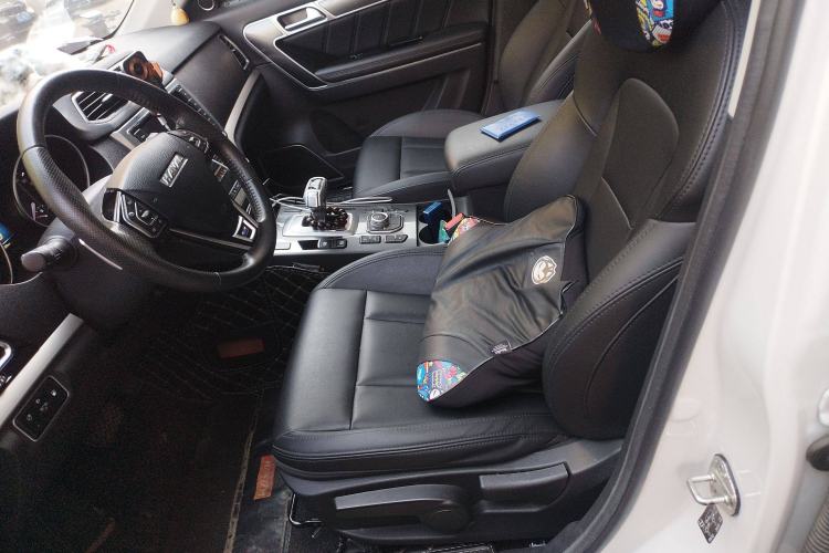 Used Haval H6 Coupe 2017 Blue Label 2.0T Automatic Two-Wheel Drive Urban Model Left Front Seat