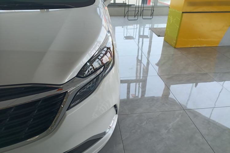 Used Buick GL8 2022 ES Landtrek 653T Comfort Edition