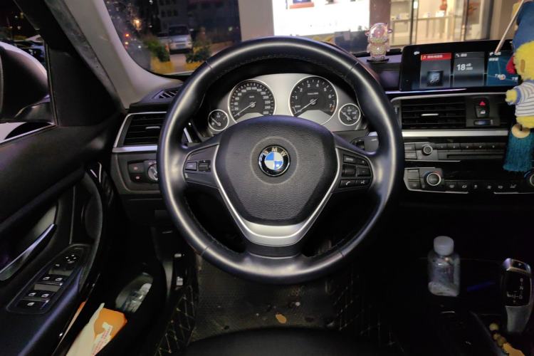 Used BMW 3 Series 2019 320Li Fashion Model
