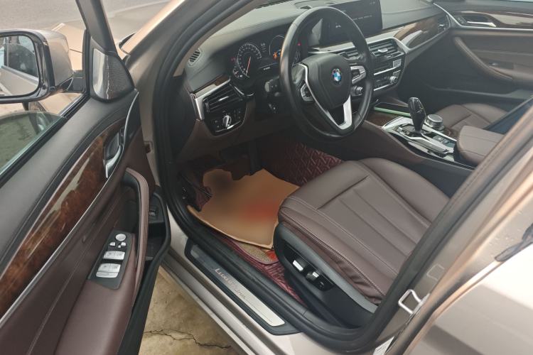 Used BMW 5 Series 2018 525Li Luxury Package