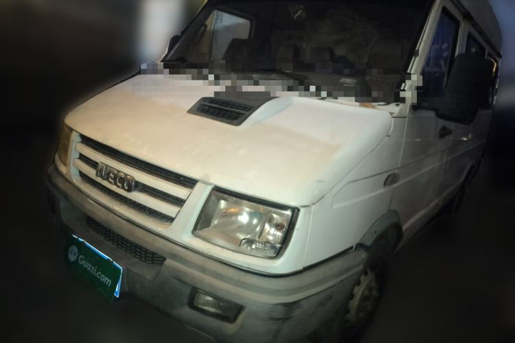 Used Iveco Daily 2014 2.5T-A35 NJ6484ACM47Z4