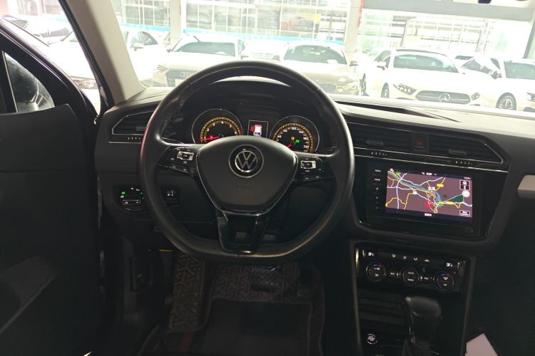 Used Volkswagen Tiguan L 2021 330TSI Automatic Two-Wheel Drive Smart Edition Steering Wheel
