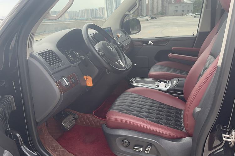 Used Volkswagen Multivan 2012 2.0 TSI Two-Wheel-Drive Luxury Edition