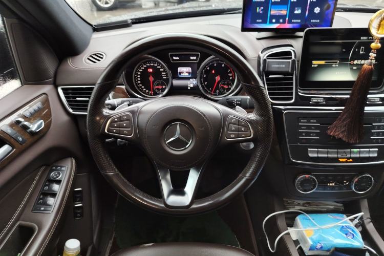 Used Mercedes-Benz GLS-Class 2017 GLS 450 Low-Power Version U.S. Specification Steering Wheel