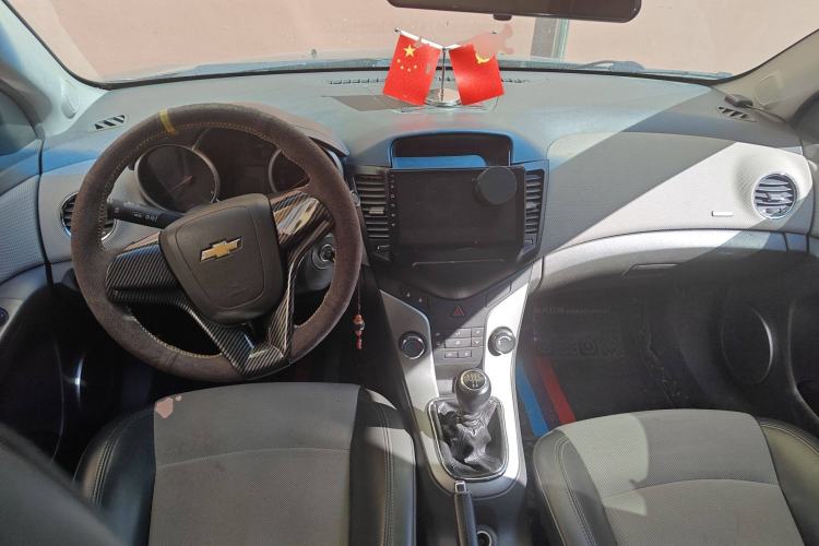 Used Chevrolet Cruze 2013 1.6L SL Grand Edition Manual Transmission
