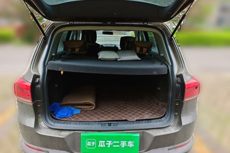 Used Volkswagen Tiguan 2016 280TSI Automatic Two-Wheel-Drive Silk Road Style Edition Trunk