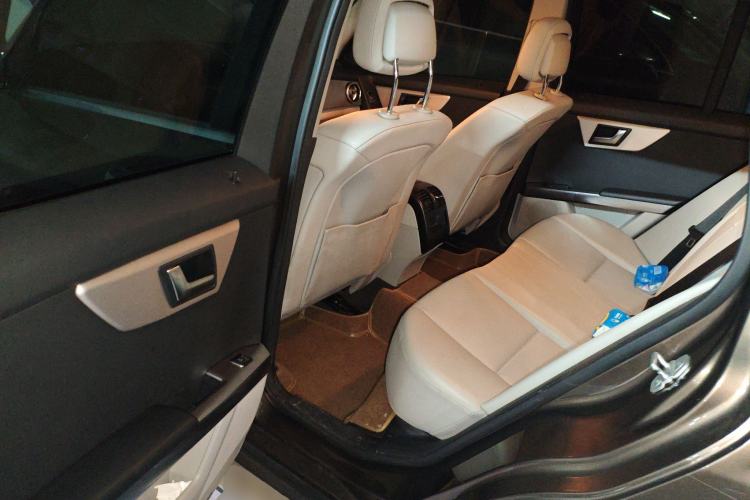 Used Mercedes-Benz GLK-Class 2013 GLK 300 4MATIC Dynamic Sunroof Model