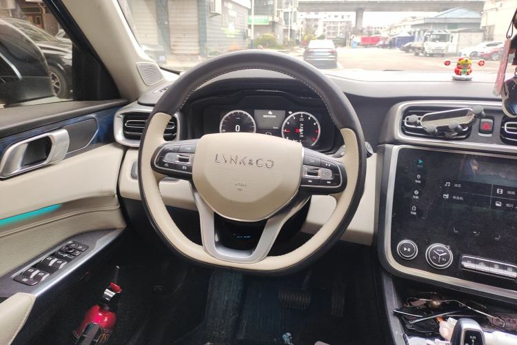 Used Lynk & Co 01 2017 2.0T Two-Wheel Drive Pro Edition